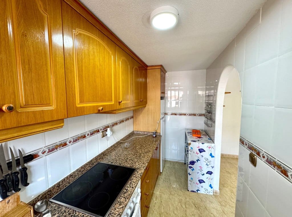 2 bedroom Flat for rent in Los Montesinos - € 650 (Ref: 9072982)