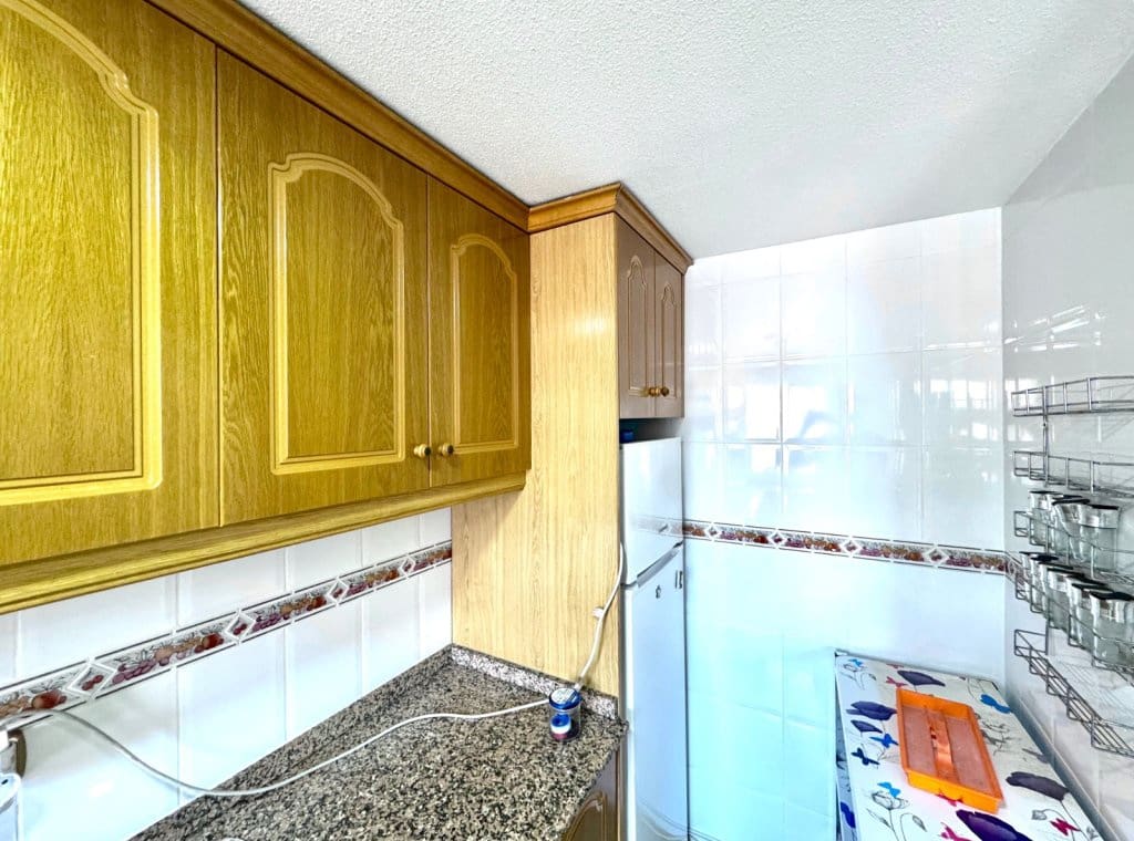 2 bedroom Flat for rent in Los Montesinos - € 650 (Ref: 9072982)