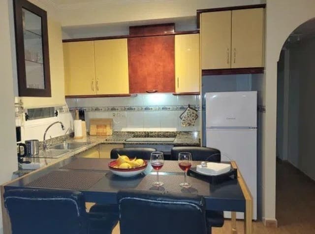 Apartamento de 2 habitaciones en Zeniamar - Horizonte - La Campana, Orihuela en alquiler con piscina - 800 € (Ref: 9088476)