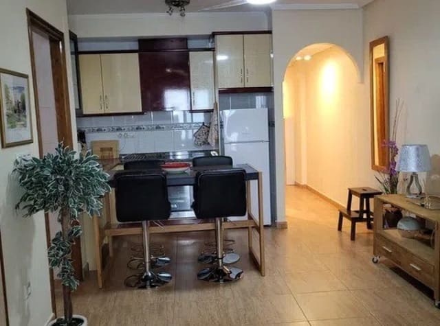 Apartamento de 2 habitaciones en Zeniamar - Horizonte - La Campana, Orihuela en alquiler con piscina - 800 € (Ref: 9088476)
