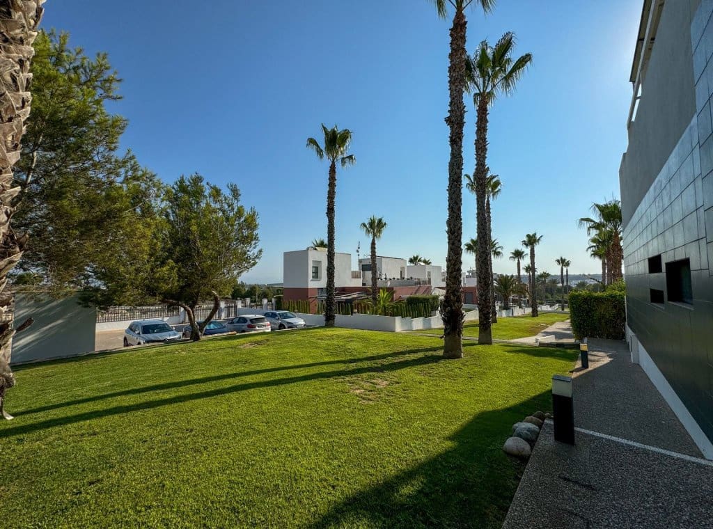 3 soverom Hus til leie i Algorfa med svømmebasseng - € 900 (Ref: 9094845)