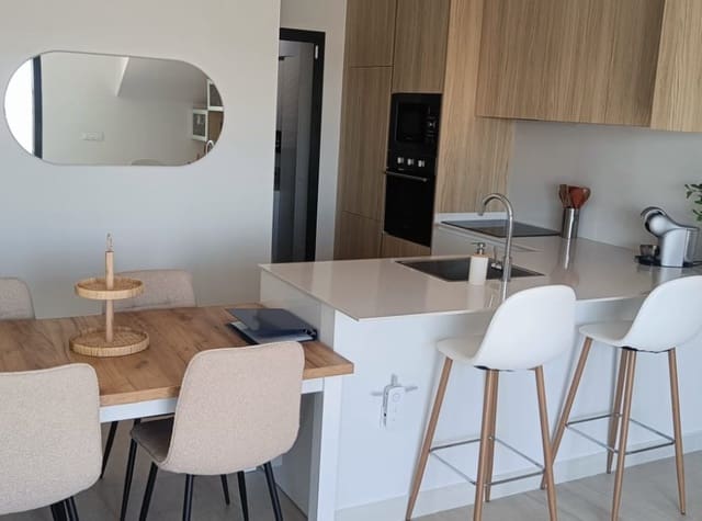 2 bedroom Apartment for rent in Los Balcones - Los Altos, Torrevieja with pool garage - € 1,500 (Ref: 9097783)