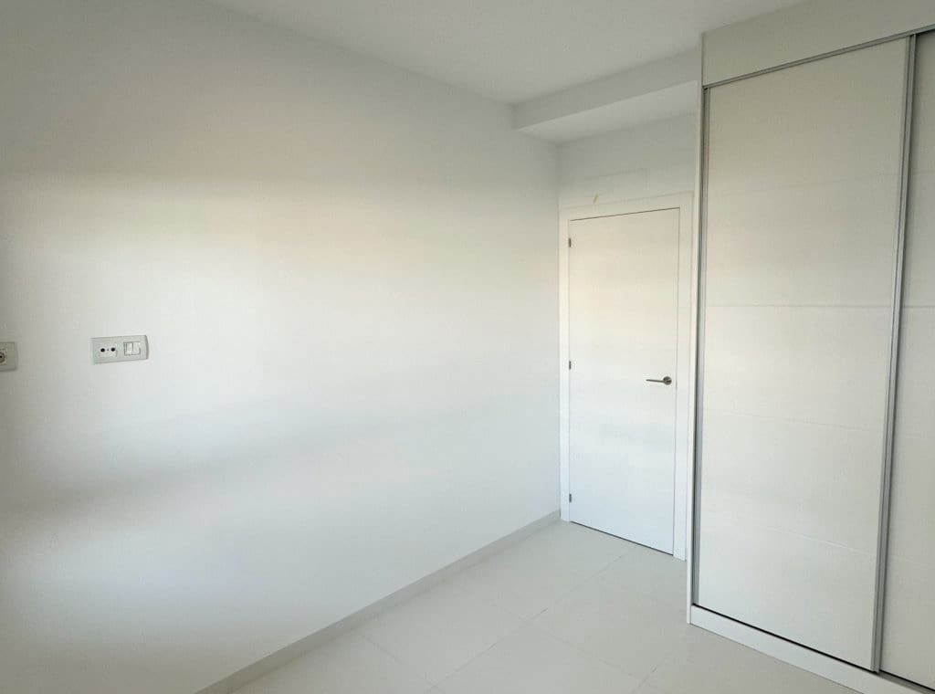 2 slaapkamer Appartement te koop in San Miguel de Salinas met zwembad garage - € 220.000 (Ref: 9097785)