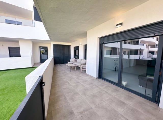 2 slaapkamer Appartement te koop in San Miguel de Salinas met zwembad garage - € 220.000 (Ref: 9097785)