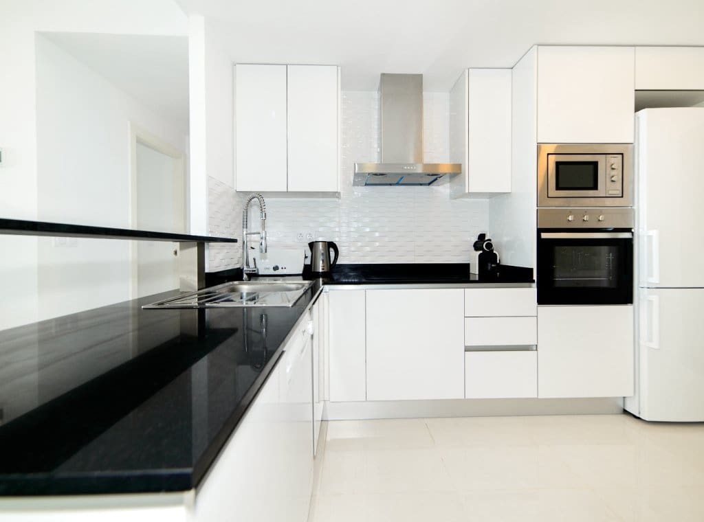 2 soverom Leilighet til leie i Orihuela Costa med svømmebasseng garasje - € 1 800 (Ref: 9097811)