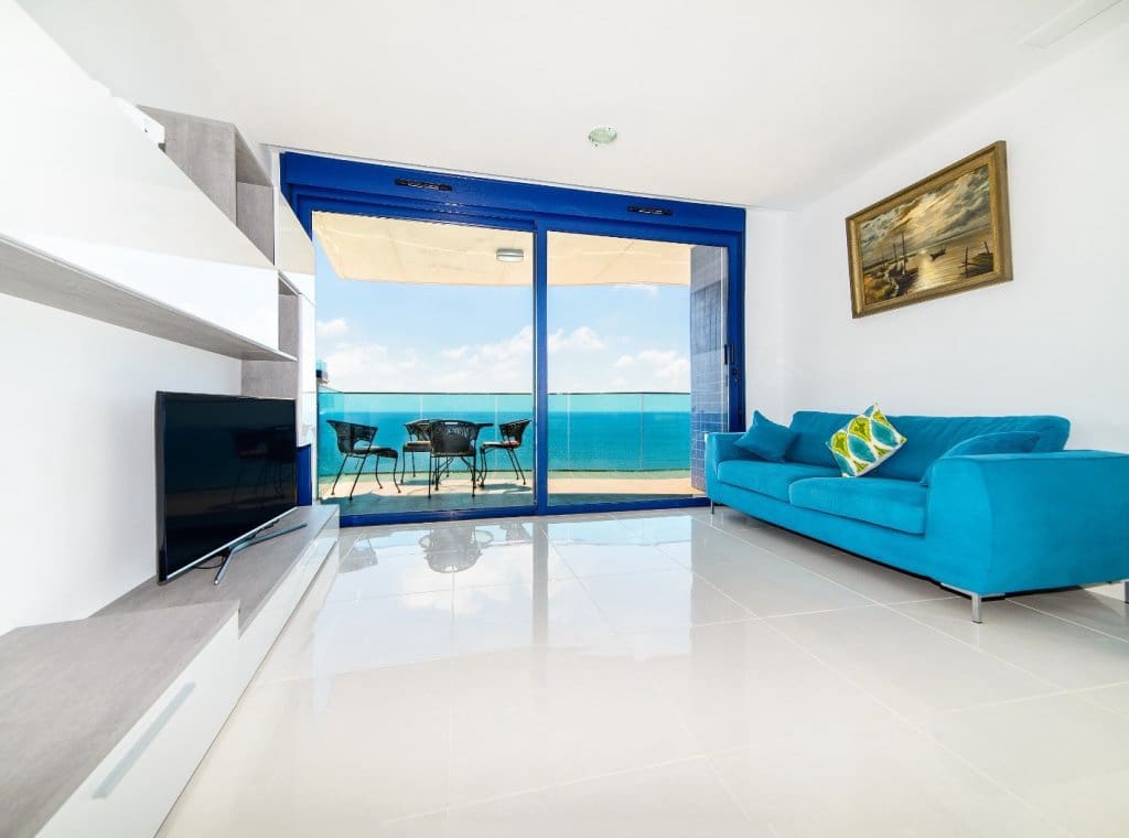 2 soverom Leilighet til leie i Orihuela Costa med svømmebasseng garasje - € 1 800 (Ref: 9097811)
