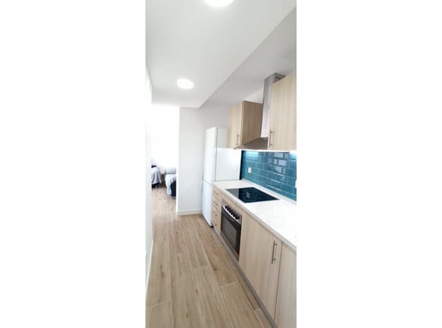 2 bedroom Apartment for rent in Torre de la Horadada, Pilar de la Horadada - € 1,000 (Ref: 9097812)