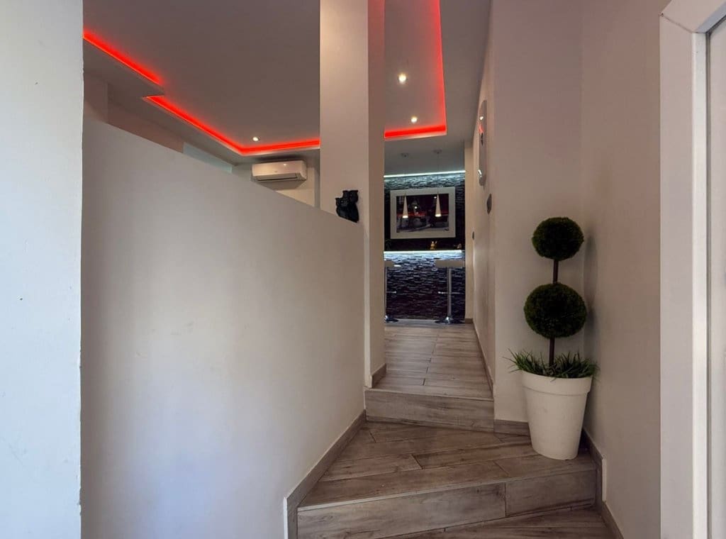 2 Zimmer Apartment zu vermieten in Torrevieja - 900 € (Ref: 9101840)