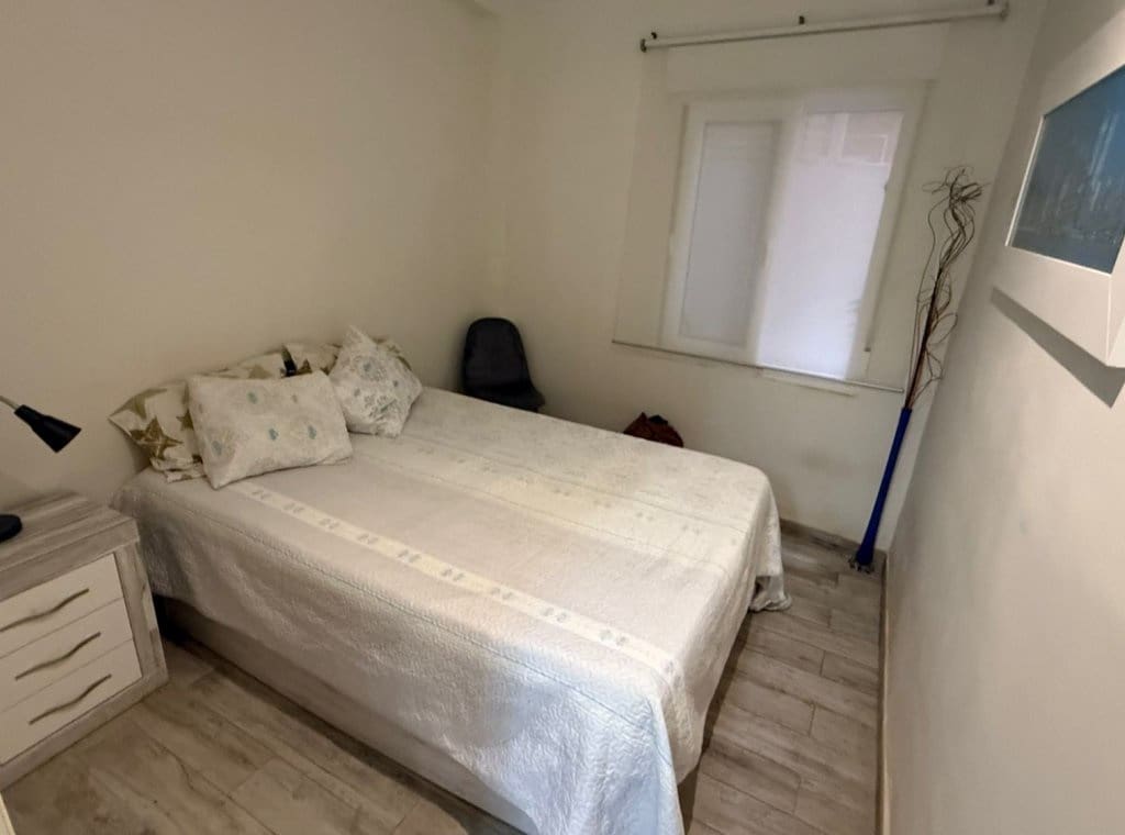2 Zimmer Apartment zu vermieten in Torrevieja - 900 € (Ref: 9101840)