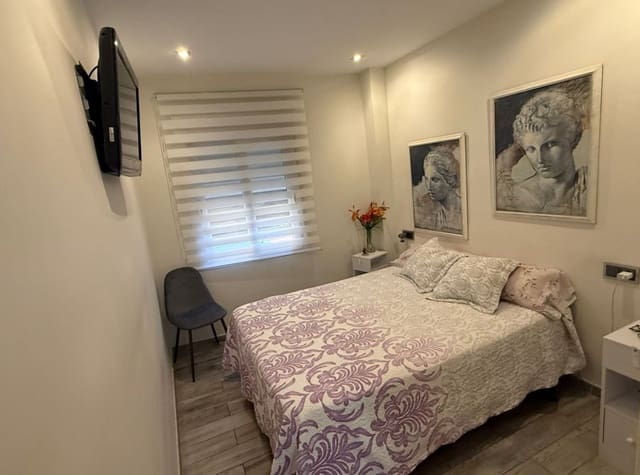 Appartement de 2 chambres à louer à Centro, Torrevieja - 900 € (Ref: 9101840)