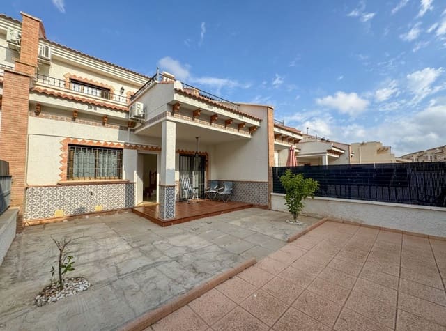 3 chambre Maison de Ville à vendre à San Miguel de Salinas avec piscine garage - 220 000 € (Ref: 9104128)