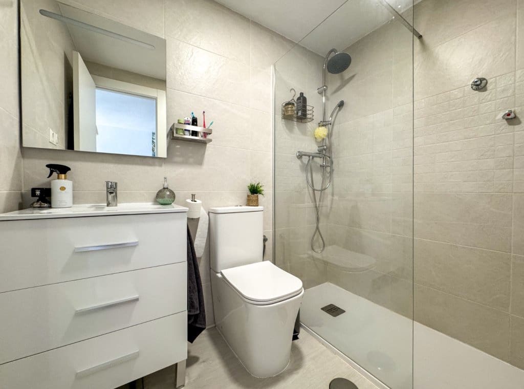 1 makuuhuone Omakotitalo vuokrattavana paikassa Torrevieja mukana uima-altaan - 680 € (Ref: 9106213)