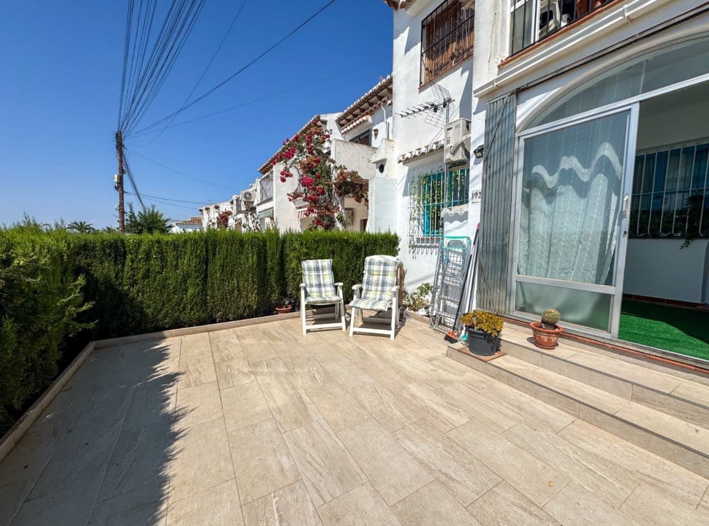 1 makuuhuone Omakotitalo vuokrattavana paikassa Torrevieja mukana uima-altaan - 680 € (Ref: 9106213)