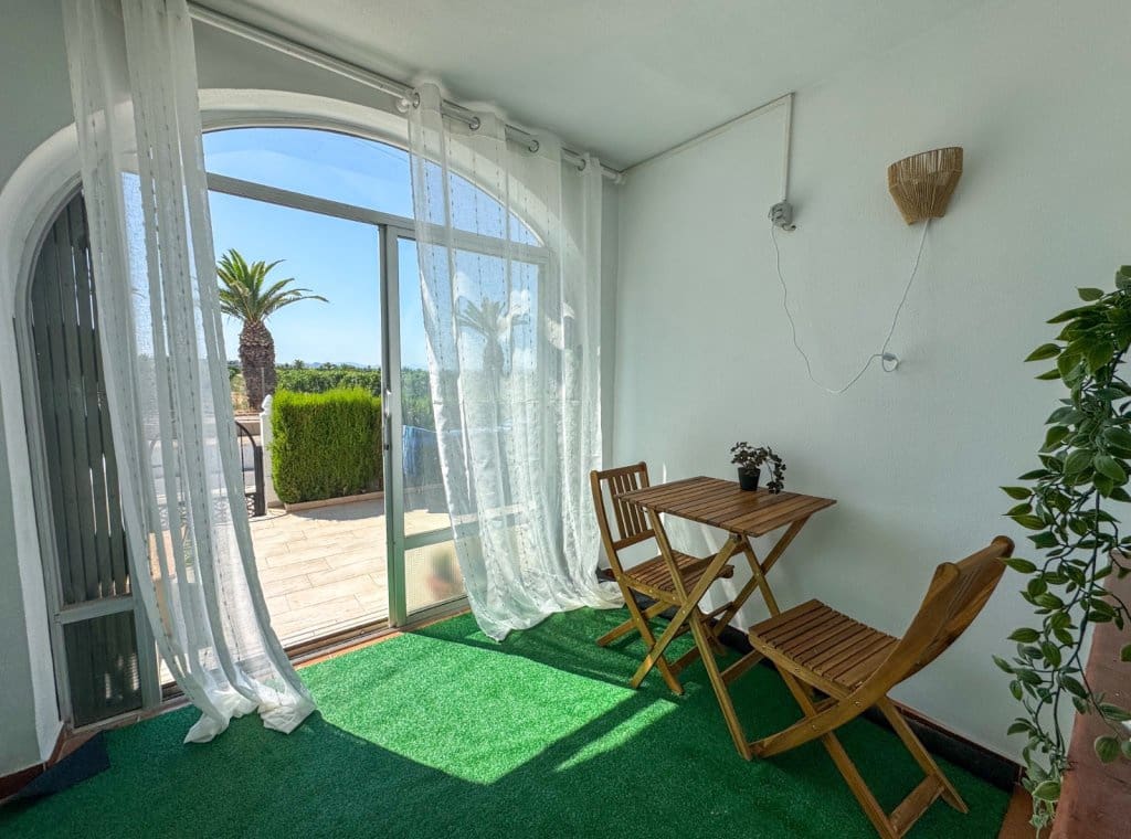 1 makuuhuone Omakotitalo vuokrattavana paikassa Torrevieja mukana uima-altaan - 680 € (Ref: 9106213)