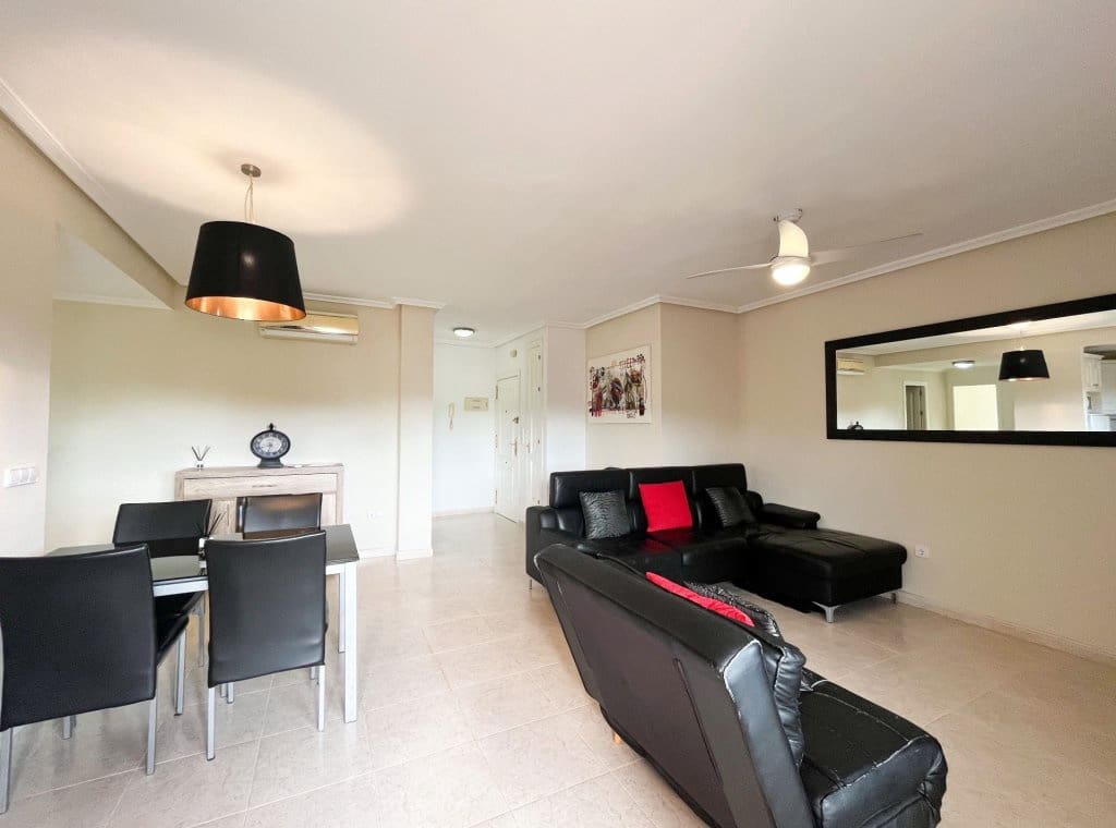 2 soverom Leilighet til leie i Orihuela med svømmebasseng - € 900 (Ref: 9108309)