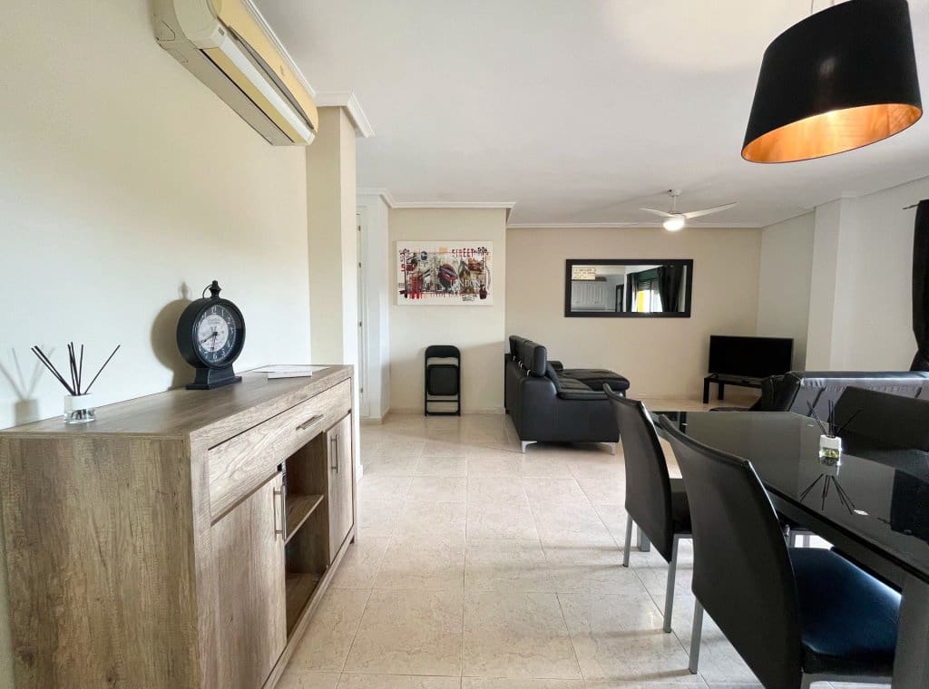 2 soverom Leilighet til leie i Orihuela med svømmebasseng - € 900 (Ref: 9108309)