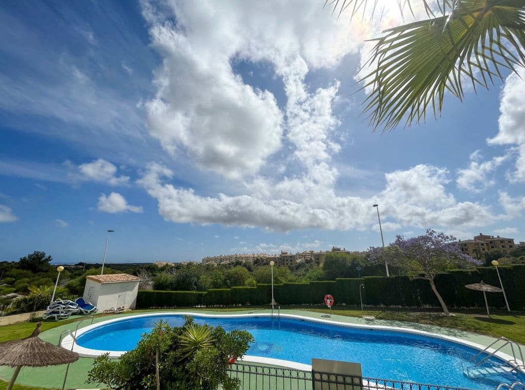 2 soverom Leilighet til leie i Orihuela med svømmebasseng - € 900 (Ref: 9108309)