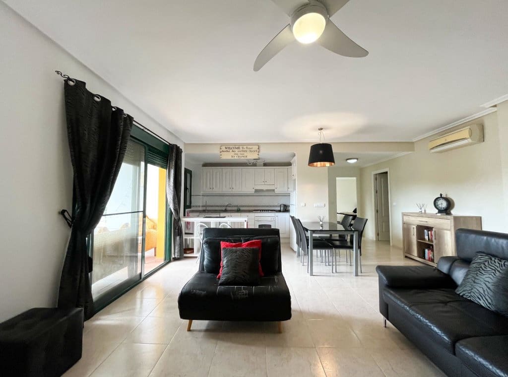 2 soverom Leilighet til leie i Orihuela med svømmebasseng - € 900 (Ref: 9108309)