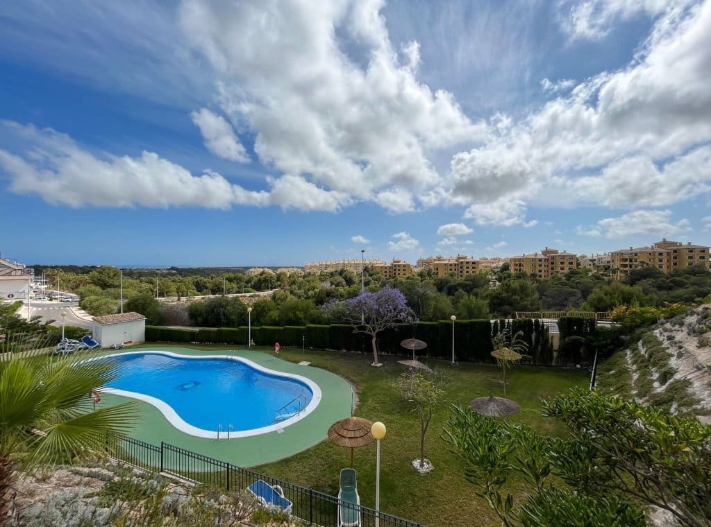2 soverom Leilighet til leie i Orihuela med svømmebasseng - € 900 (Ref: 9108309)