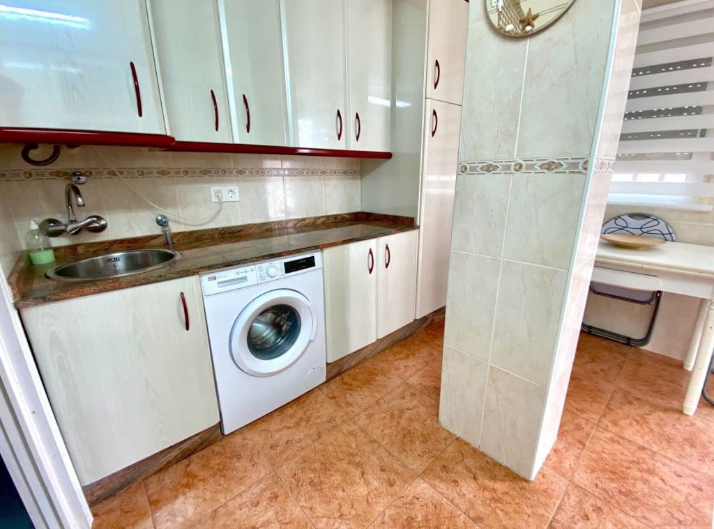 2 quarto Casa em Banda para arrendar em Orihuela - 850 € (Ref: 9115636)