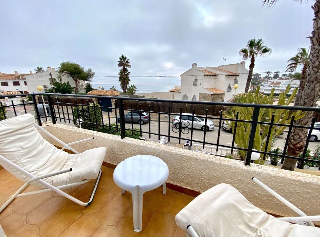 2 quarto Casa em Banda para arrendar em Orihuela - 850 € (Ref: 9115636)