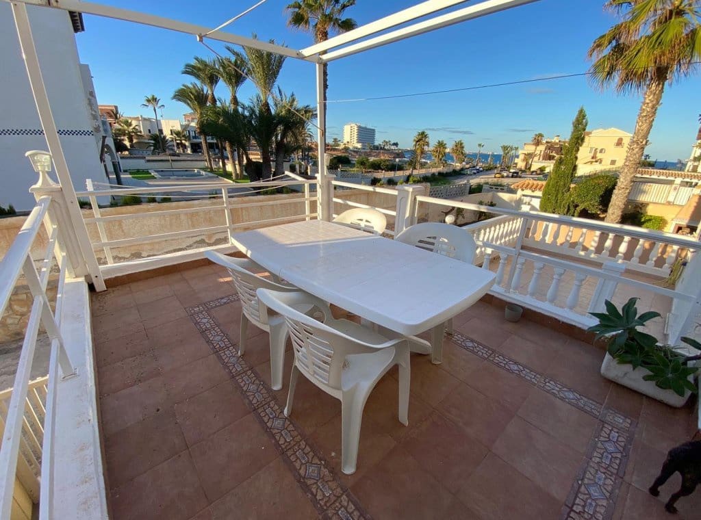 2 quarto Casa em Banda para arrendar em Orihuela - 850 € (Ref: 9115636)