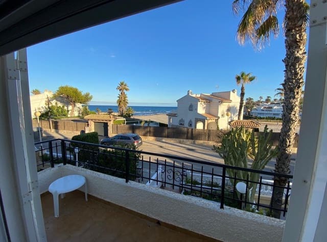 2 bedroom Villa for rent in Cabo Roig, Orihuela - € 900 (Ref: 9115636)