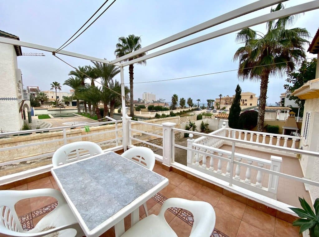 2 quarto Casa em Banda para arrendar em Orihuela - 850 € (Ref: 9115636)