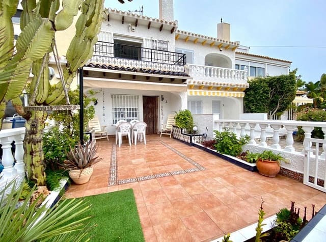 2 bedroom Villa for rent in Cabo Roig, Orihuela - € 900 (Ref: 9115636)