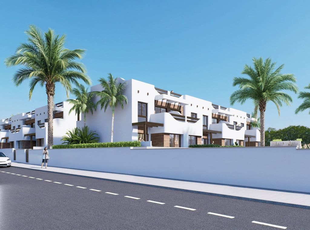 2 soveværelse Bungalow til salg i Pilar de la Horadada med swimmingpool - € 334.000 (Ref: 9124367)