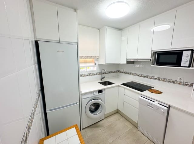 2 Zimmer Apartment zu vermieten in Las Viñas, Guardamar del Segura mit Pool - 750 € (Ref: 9124369)