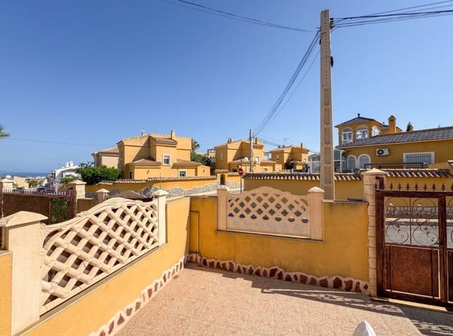 3 bedroom Villa for sale in Las Filipinas with pool - € 235,000 (Ref: 9126395)