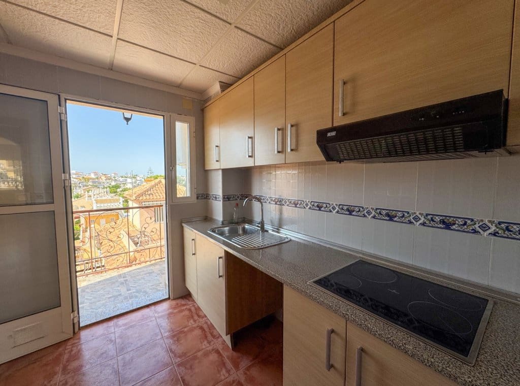 3 bedroom Villa for sale in San Miguel de Salinas with pool - € 235,000 (Ref: 9126395)