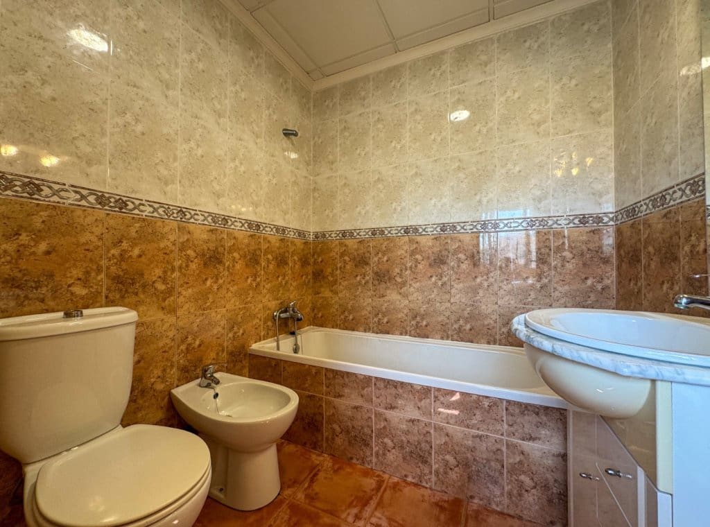 3 bedroom Villa for sale in San Miguel de Salinas with pool - € 235,000 (Ref: 9126395)