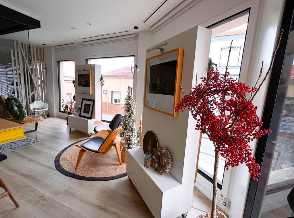 1 bedroom Commercial for rent in San Miguel de Salinas - € 1,000 (Ref: 9126397)