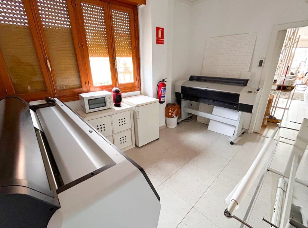 1 bedroom Commercial for rent in San Miguel de Salinas - € 1,000 (Ref: 9126397)