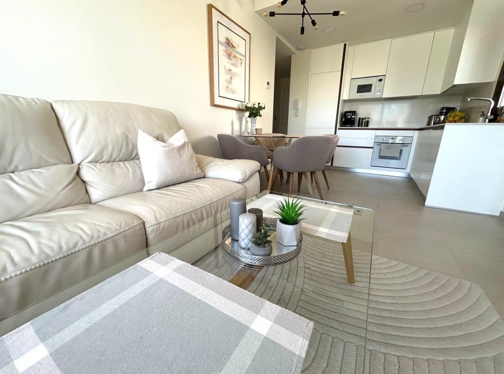 3 soveværelse Penthouse til salg i Torrevieja med swimmingpool - € 359.000 (Ref: 9126399)