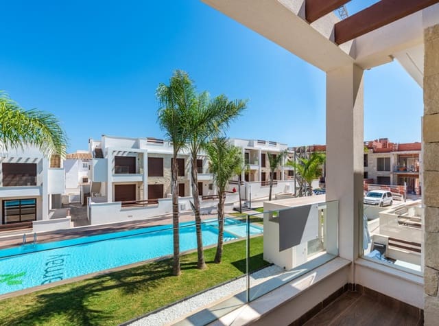 3 soveværelse Penthouse til salg i Los Balcones - Los Altos, Torrevieja med swimmingpool - € 359.000 (Ref: 9126399)