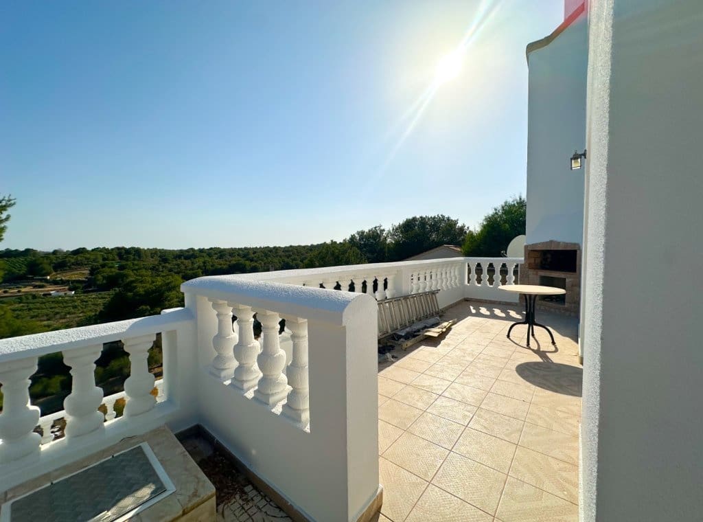 5 sypialnia Willa do wynajęcia w Pinar de Campoverde z basenem garażem - 1 500 € (Ref: 9126400)