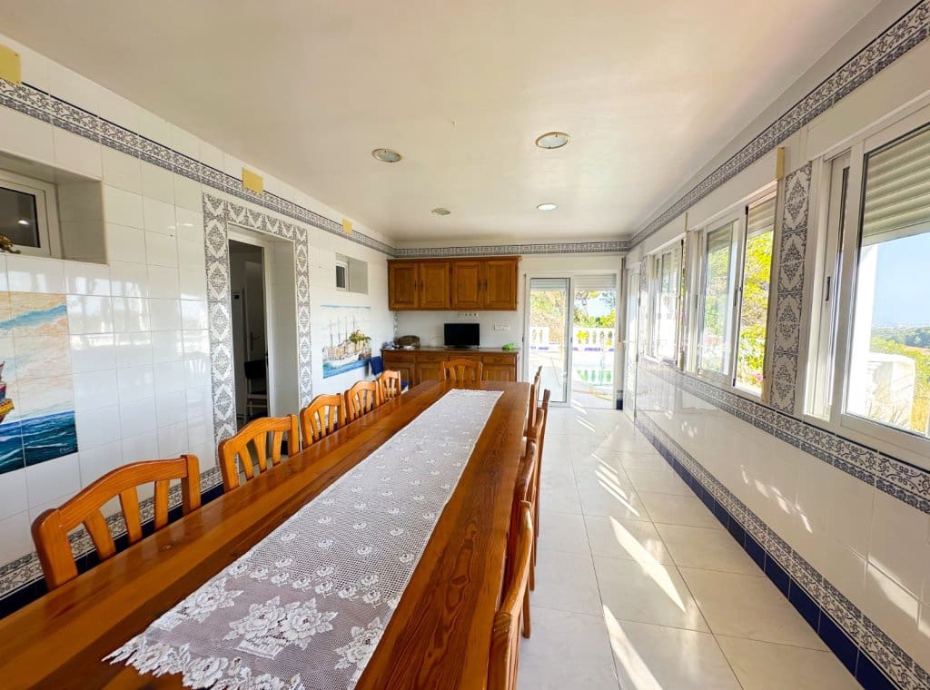 5 sypialnia Willa do wynajęcia w Pinar de Campoverde z basenem garażem - 1 500 € (Ref: 9126400)