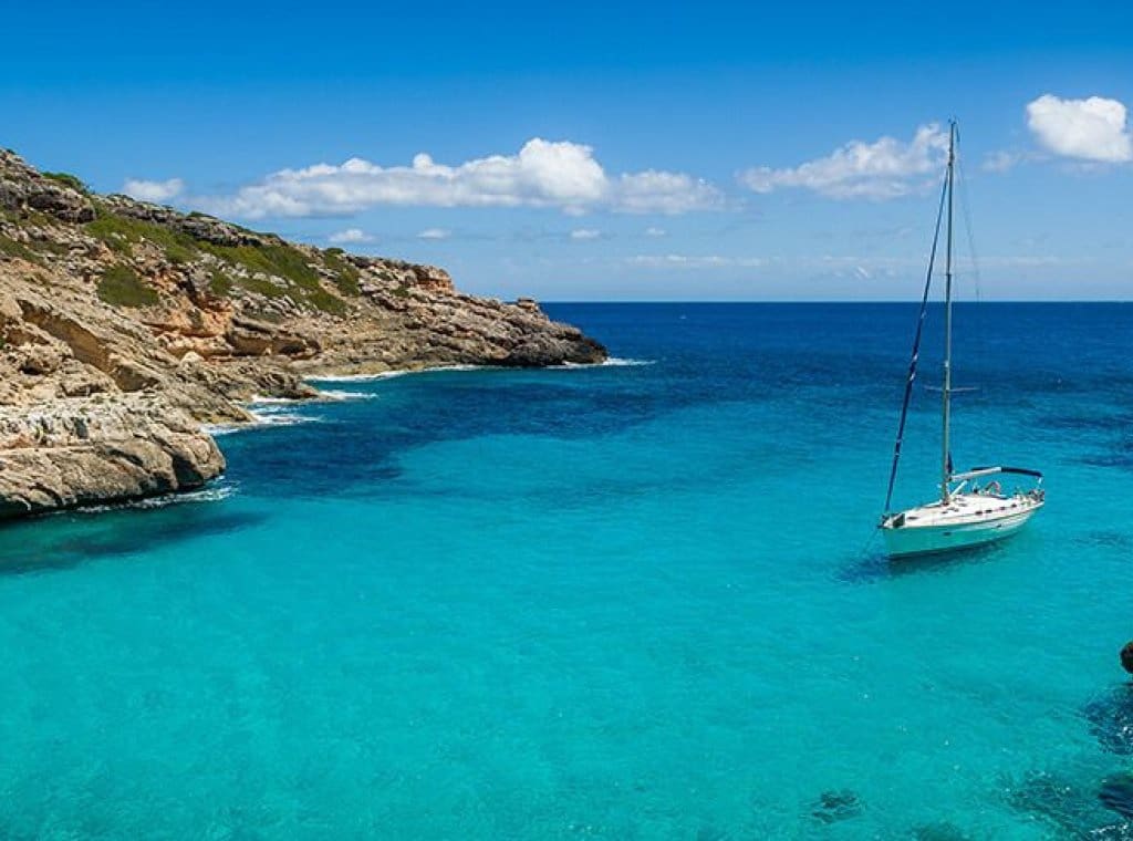 Chalet de 3 habitaciones en San Miguel de Salinas en venta con piscina - 630.000 € (Ref: 9126401)