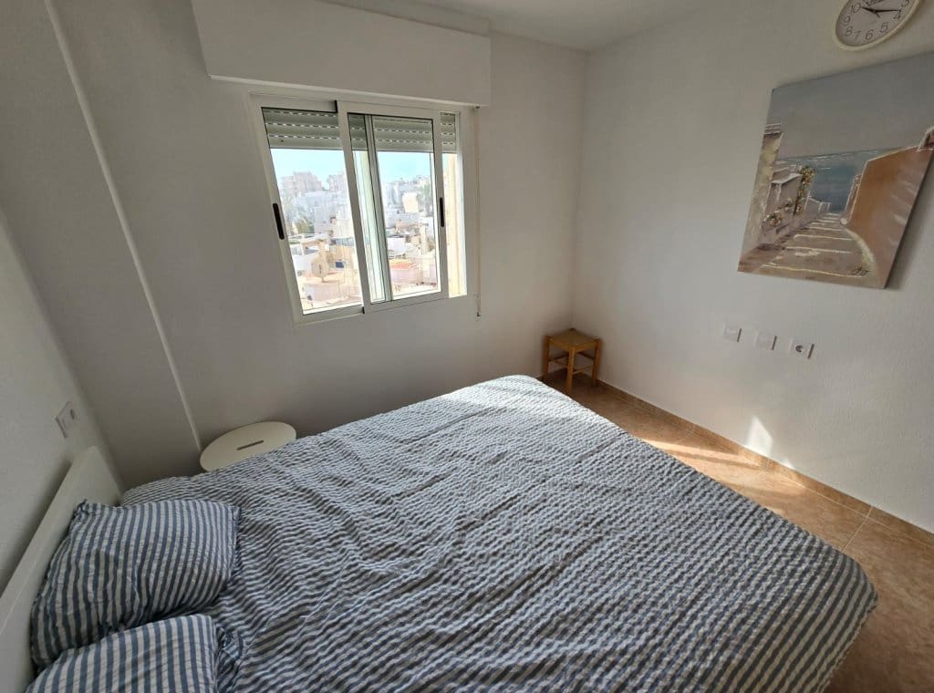 2 soveværelse Lejlighed til leje i La Mata med swimmingpool garage - € 900 (Ref: 9127884)