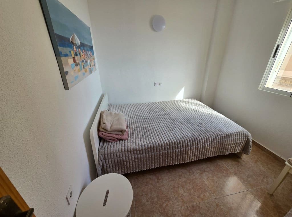 2 soveværelse Lejlighed til leje i La Mata med swimmingpool garage - € 900 (Ref: 9127884)