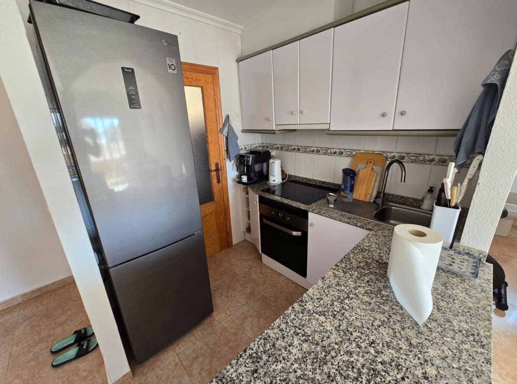 2 soveværelse Lejlighed til leje i La Mata med swimmingpool garage - € 900 (Ref: 9127884)