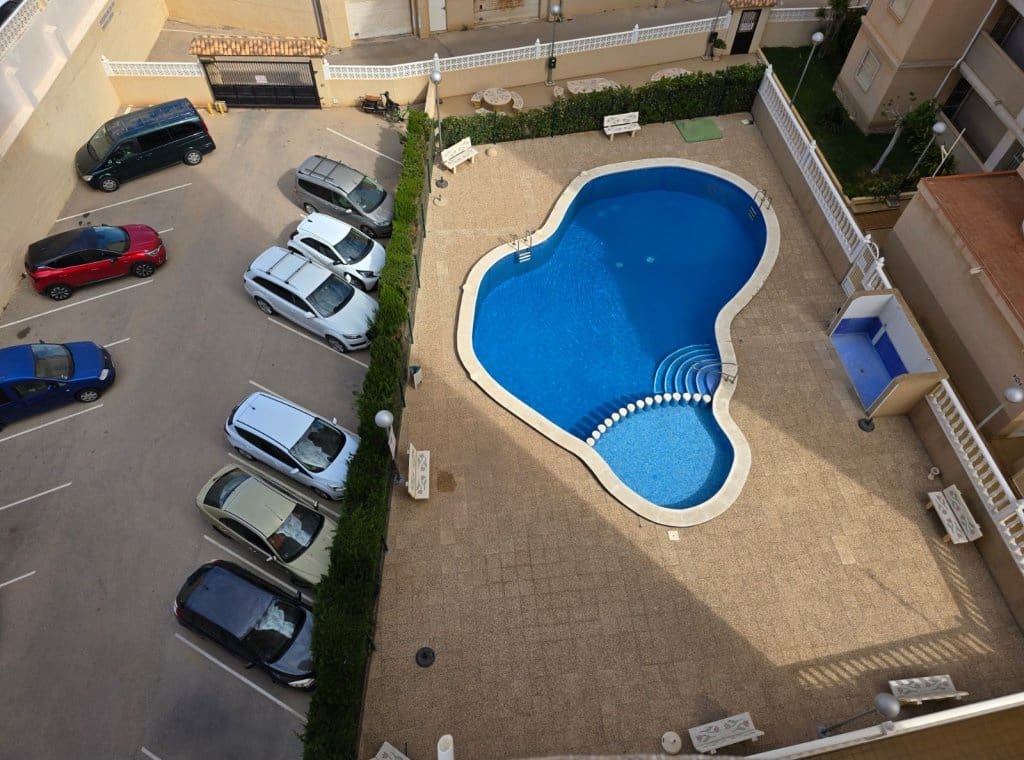 2 soveværelse Lejlighed til leje i La Mata med swimmingpool garage - € 900 (Ref: 9127884)