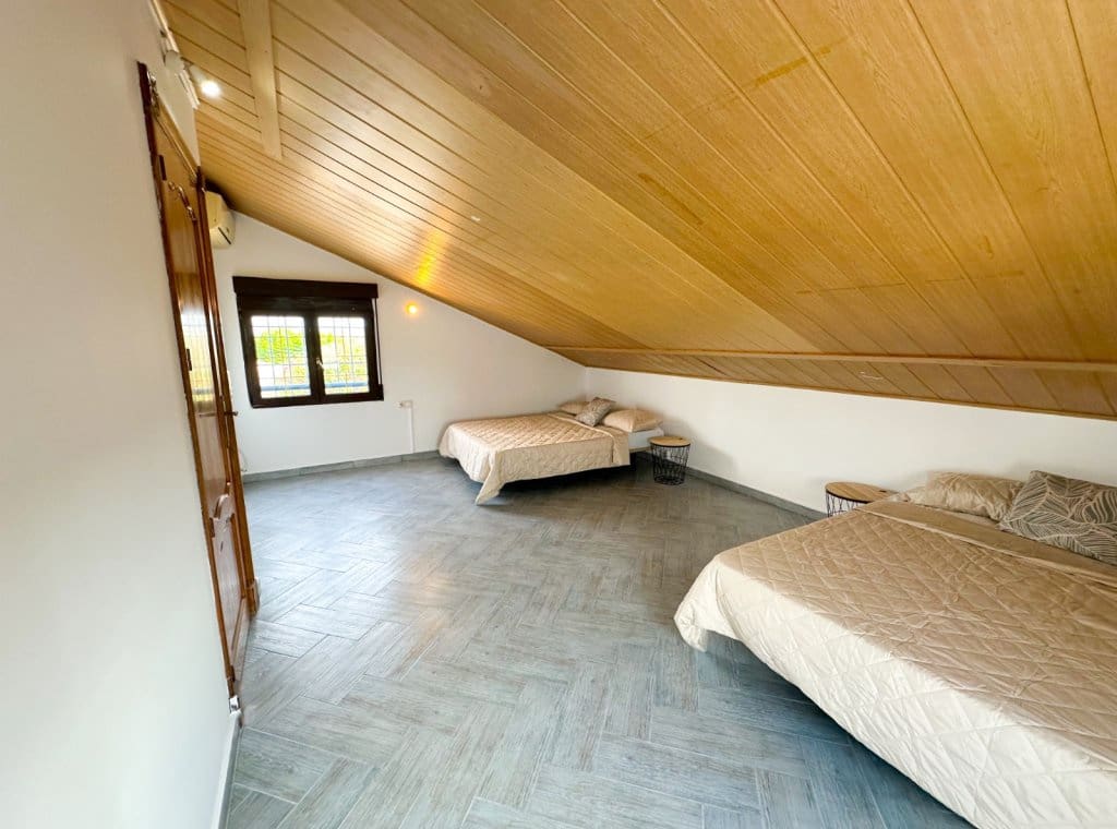 4 sypialnia Willa do wynajęcia w Torrevieja z garażem - 2 000 € (Ref: 9129355)