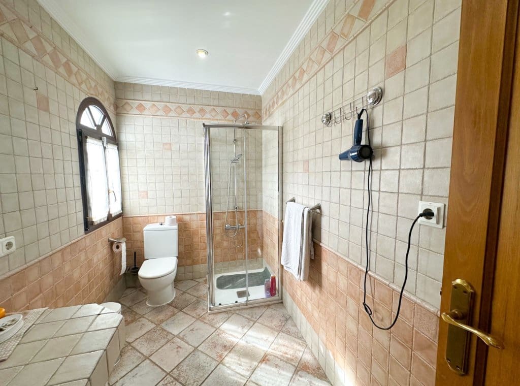 4 sypialnia Willa do wynajęcia w Torrevieja z garażem - 2 000 € (Ref: 9129355)
