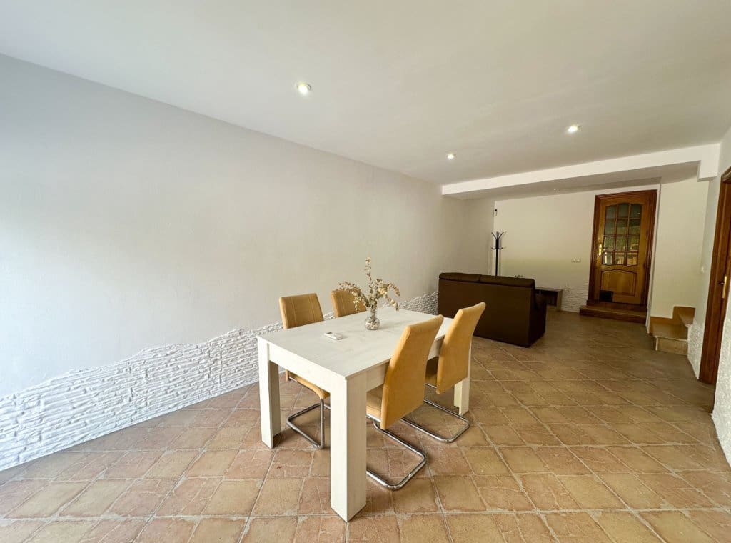 4 sypialnia Willa do wynajęcia w Torrevieja z garażem - 2 000 € (Ref: 9129355)