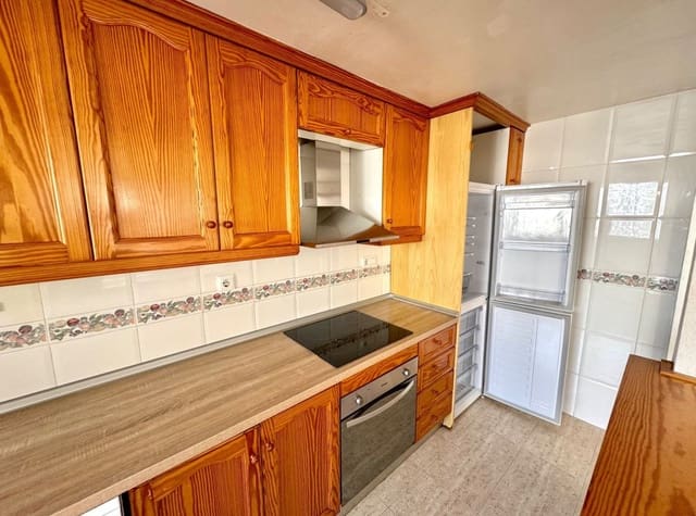 4 sypialnia Willa do wynajęcia w La Zenia, Orihuela z basenem - 1 400 € (Ref: 9131974)