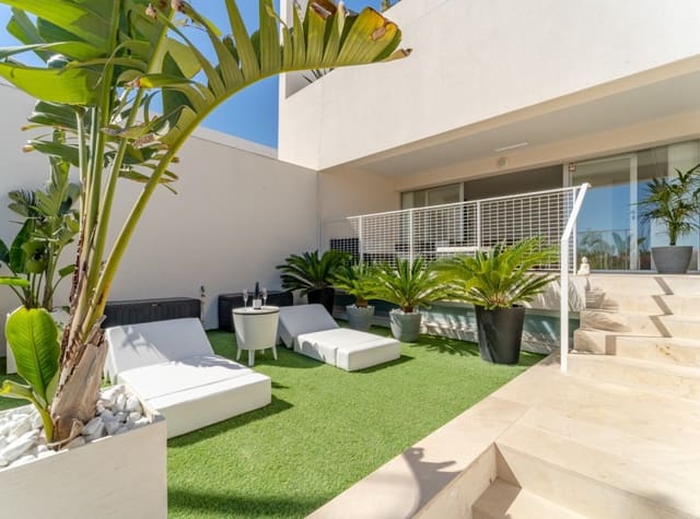 2 slaapkamer Appartement te huur in Los Balcones - Los Altos, Torrevieja met zwembad garage - € 2.000 (Ref: 9133837)